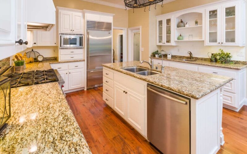 Pisos para interiores en Panamá: soluciones funcionales y elegantes