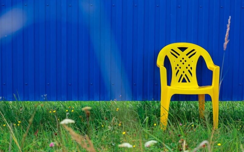 Dónde conseguir sillas de plástico resistentes y de calidad en Costa Rica